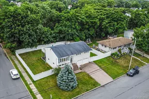 194 Missouri Ave, Bay Shore, NY 11706 - Photo 25