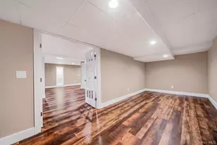 44 Niagara St, Miller Place, NY 11764 - Photo 33