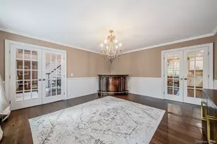 44 Niagara St, Miller Place, NY 11764 - Photo 5