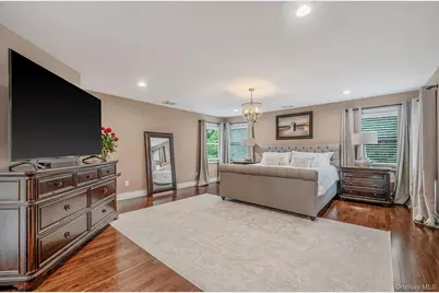 44 Niagara Street, Miller Place, NY 11764 - Photo 23