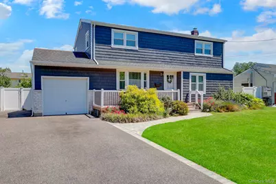 16 Heath Lane, East Northport, NY 11731 - Photo 3