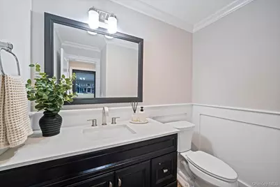 665 Mount Sinai Coram Road, Mount Sinai, NY 11766 - Photo 11
