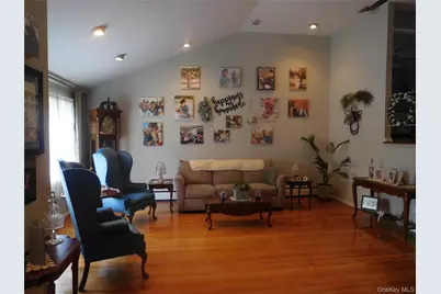 1396 Van Nostrand Place, Merrick, NY 11566 - Photo 3