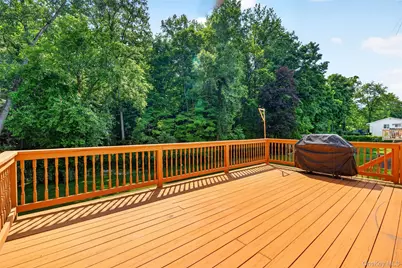 10 Lighthouse Court, Stony Point, NY 10986 - Photo 17