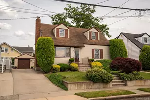 9 Satterie Ave, Valley Stream, NY 11580 - Photo 3