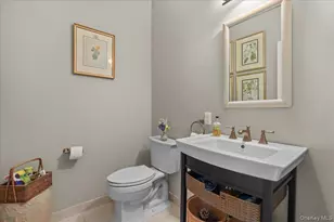 18 Brookview Dr, Pleasantville, NY 10570 - Photo 25