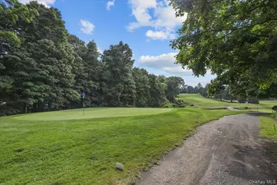 18 Brookview Drive, Pleasantville, NY 10570 - Photo 29