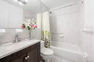 114-56 Taipei Ct, College Point, NY 11356 - Photo 13