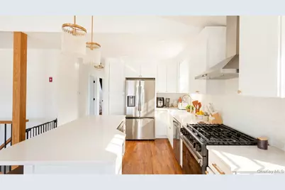 209 Loop Drive, Sayville, NY 11782 - Photo 9