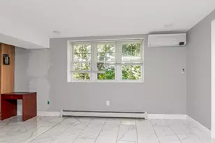 130 Lasalle Dr, Yonkers, NY 10710 - Photo 25