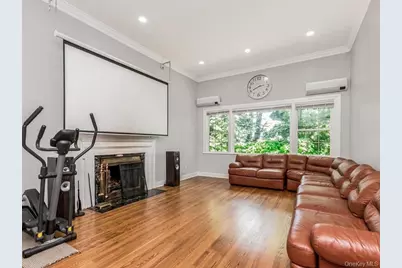 130 La Salle Drive, Yonkers, NY 10710 - Photo 7