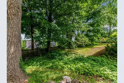 130 La Salle Drive, Yonkers, NY 10710 - Photo 29