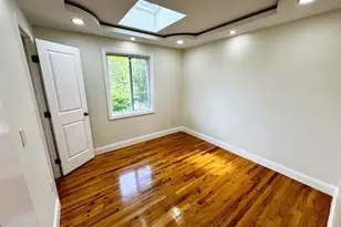 62 Walnut Rd, Inwood, NY 11096 - Photo 11