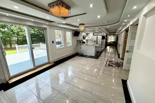 62 Walnut Rd, Inwood, NY 11096 - Photo 15