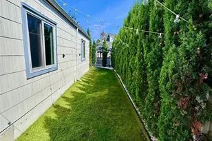 62 Walnut Rd, Inwood, NY 11096 - Photo 3