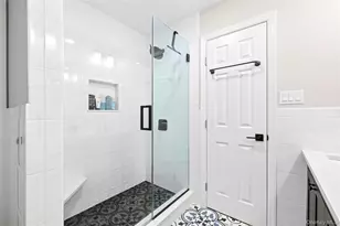 17 Harmony Ln, Glen Cove, NY 11542 - Photo 17