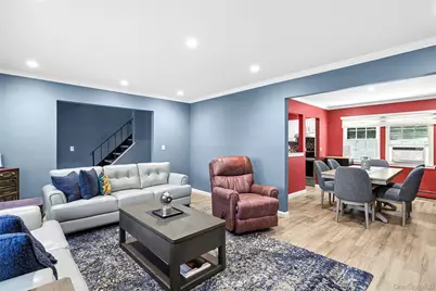 17 Harmony Lane, Glen Cove, NY 11542 - Photo 5