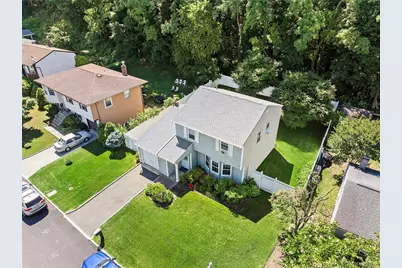 17 Harmony Lane, Glen Cove, NY 11542 - Photo 25