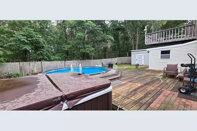 132 13th Avenue, Holtsville, NY 11742 - Photo 29