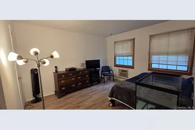 132 13th Avenue, Holtsville, NY 11742 - Photo 19