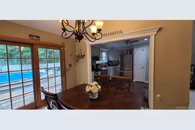 132 13th Avenue, Holtsville, NY 11742 - Photo 11