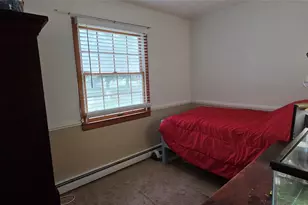 132 13th Ave, Holtsville, NY 11742 - Photo 17