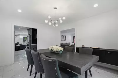 38 Bayview Terrace, Manhasset, NY 11030 - Photo 13