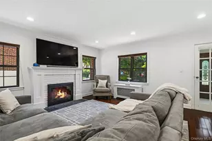 38 Bayview Terrace, Manhasset, NY 11030 - Photo 9