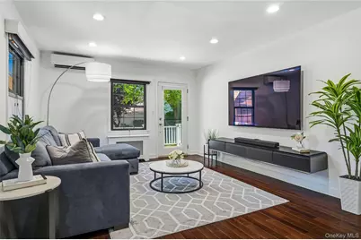38 Bayview Terrace, Manhasset, NY 11030 - Photo 5