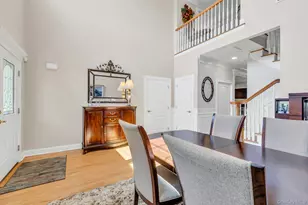 19 Meadow Ct, Oakdale, NY 11769 - Photo 5
