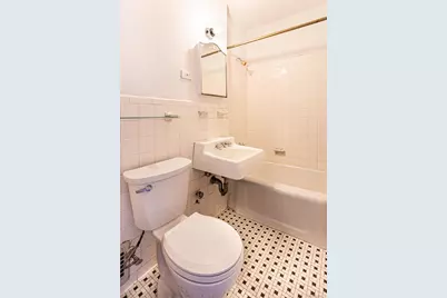 99-72 66 Road #7 O, Rego Park, NY 11374 - Photo 11