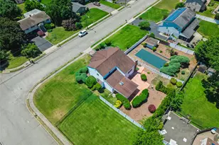 27 Spacecraft Ln, Hauppauge, NY 11788 - Photo 37