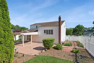 27 Spacecraft Ln, Hauppauge, NY 11788 - Photo 31