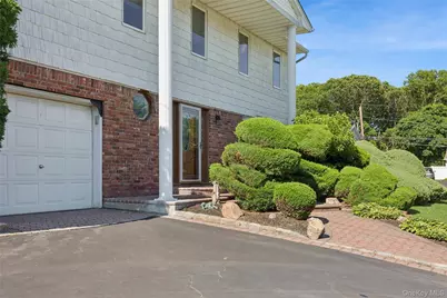 27 Spacecraft Lane, Hauppauge, NY 11788 - Photo 45
