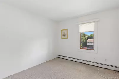 27 Spacecraft Lane, Hauppauge, NY 11788 - Photo 17