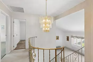 27 Spacecraft Ln, Hauppauge, NY 11788 - Photo 19