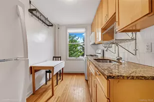 39-33 49th St, Sunnyside, NY 11104 - Photo 17