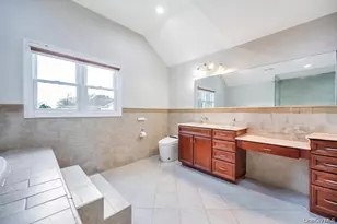 6 Garden Cir, Syosset, NY 11791 - Photo 21