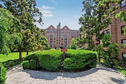 192 Garth Road #TM, Scarsdale, NY 10583 - Photo 31