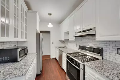 143 Garth Road #1J, Scarsdale, NY 10583 - Photo 9