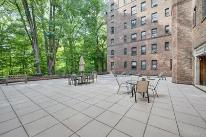 143 Garth Road #1J, Scarsdale, NY 10583 - Photo 19