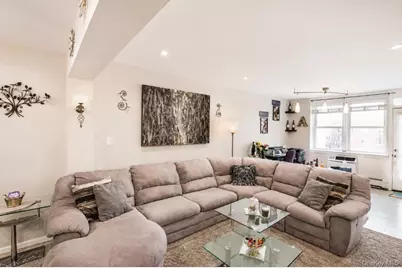 210 E Broadway #6L, Long Beach, NY 11561 - Photo 3