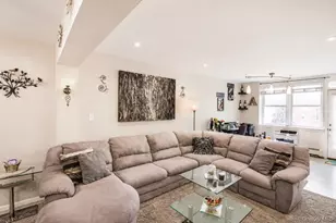 210 E Broadway, Long Beach, NY 11561 - Photo 3