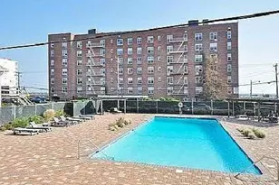 210 E Broadway, Long Beach, NY 11561 - Photo 15