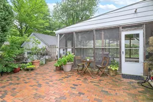33 Oakland St, Huntington, NY 11743 - Photo 37