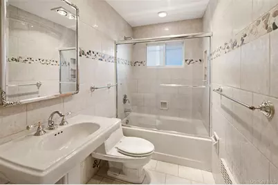 169 Landau Avenue, Floral Park, NY 11001 - Photo 13