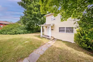 12 1/2 Schultz St, Port Jervis, NY 12771 - Photo 3