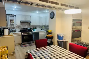 115-14 135th Ave, Ozone Park, NY 11420 - Photo 15