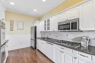 150 High St, East Williston, NY 11596 - Photo 5