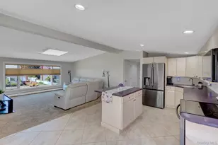 1602 Noble St, East Meadow, NY 11554 - Photo 21